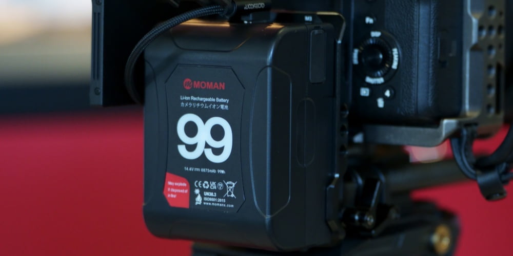 Get Sony FX6 V mount battery at Moman Store