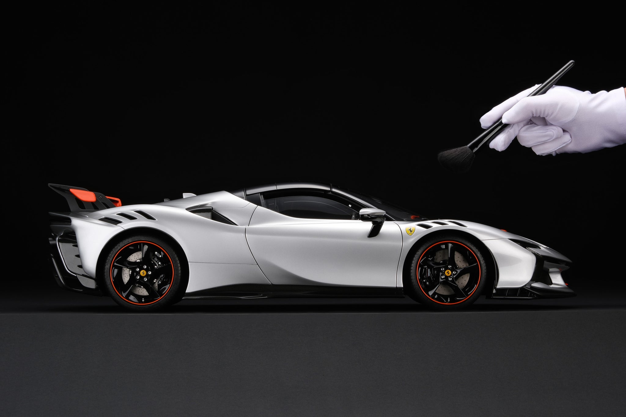 フェラーリ SF90 XX スパイダーの公開 – Amalgam Collection