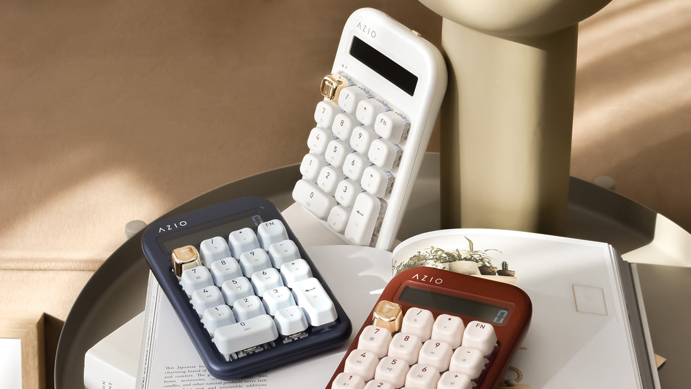 AZIO IZO テンキー/電卓 (青スイッチ) - AZIO Corporation