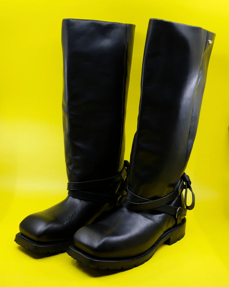 DPTO — Black Tensile Cattle Hide High Engine Boot