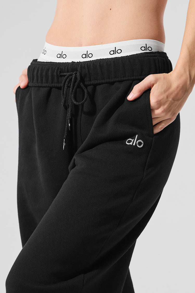Accolade Straight Leg Sweatpant - Black | ALO