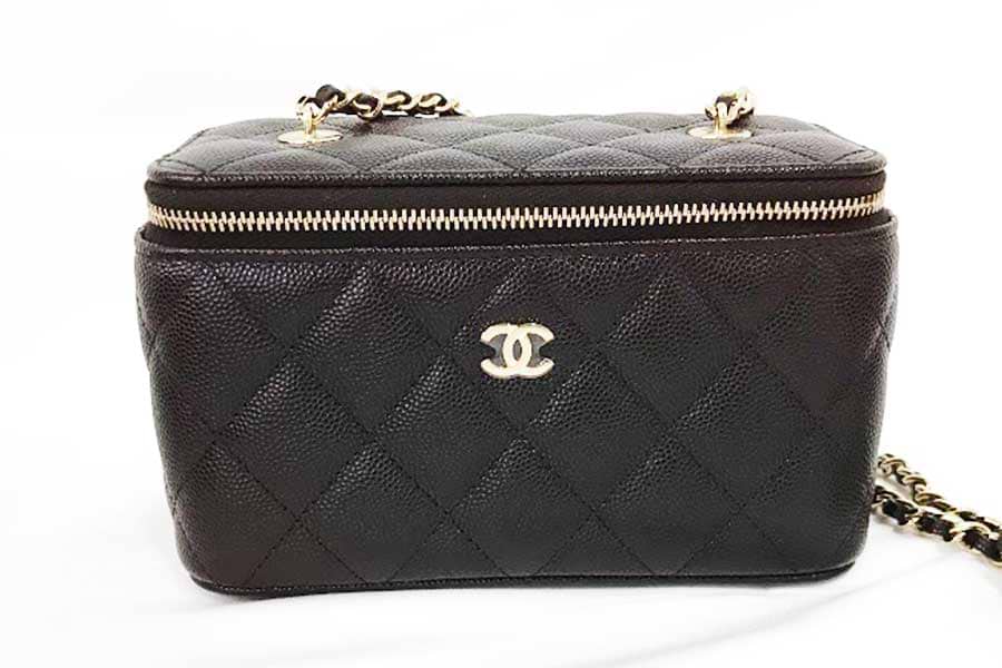 シャネル マトラッセ キャビアスキン チェーンバニティバッグ ブラック