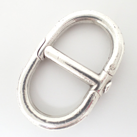 渋谷店では、アンティークのエルメスのシェーヌダンクルのカラビナを