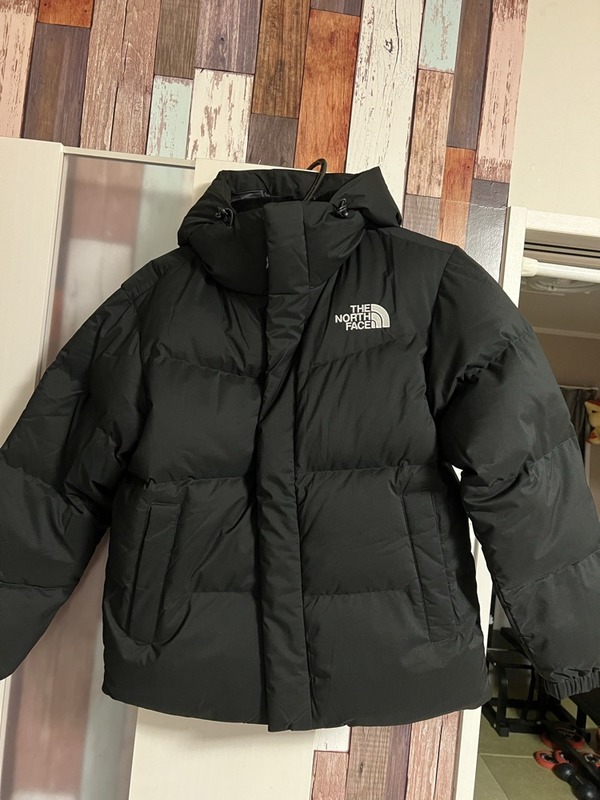 韓国ノースフェイス「ホワイトレーベル」とは?ダウンやバッグ・人気