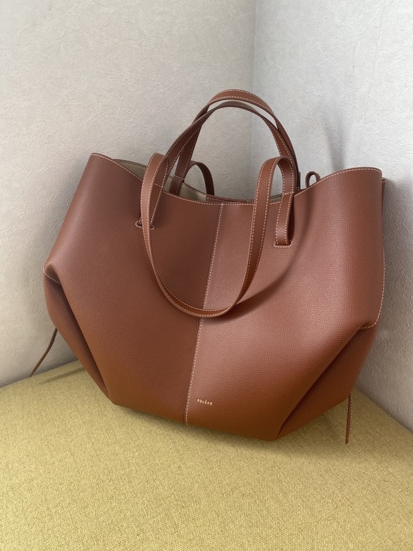 職場で褒められた」「A4も入る」と高レビュー♡POLENE(ポレーヌ) の