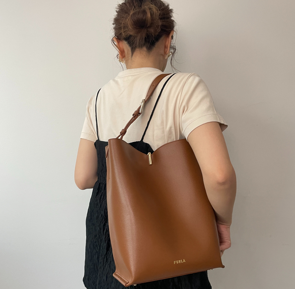 オン・オフ頼れる「フルラ」人気バッグ図鑑!-通勤バッグや普段使いに
