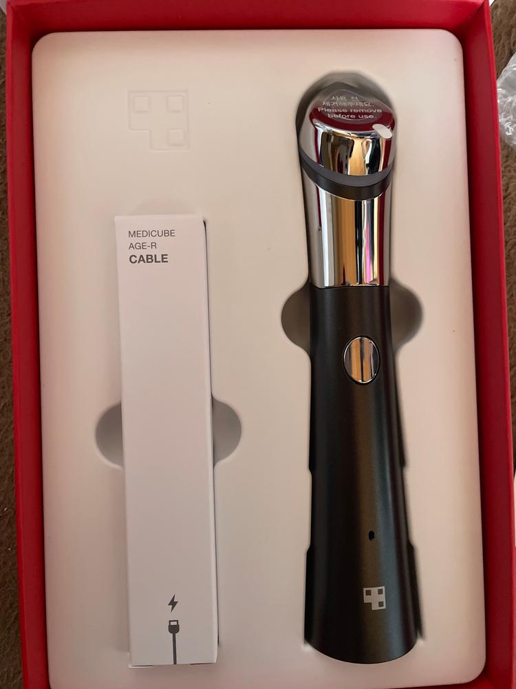 AGE-Rスキンブースターショット、ブースタープロスタンドmedicube