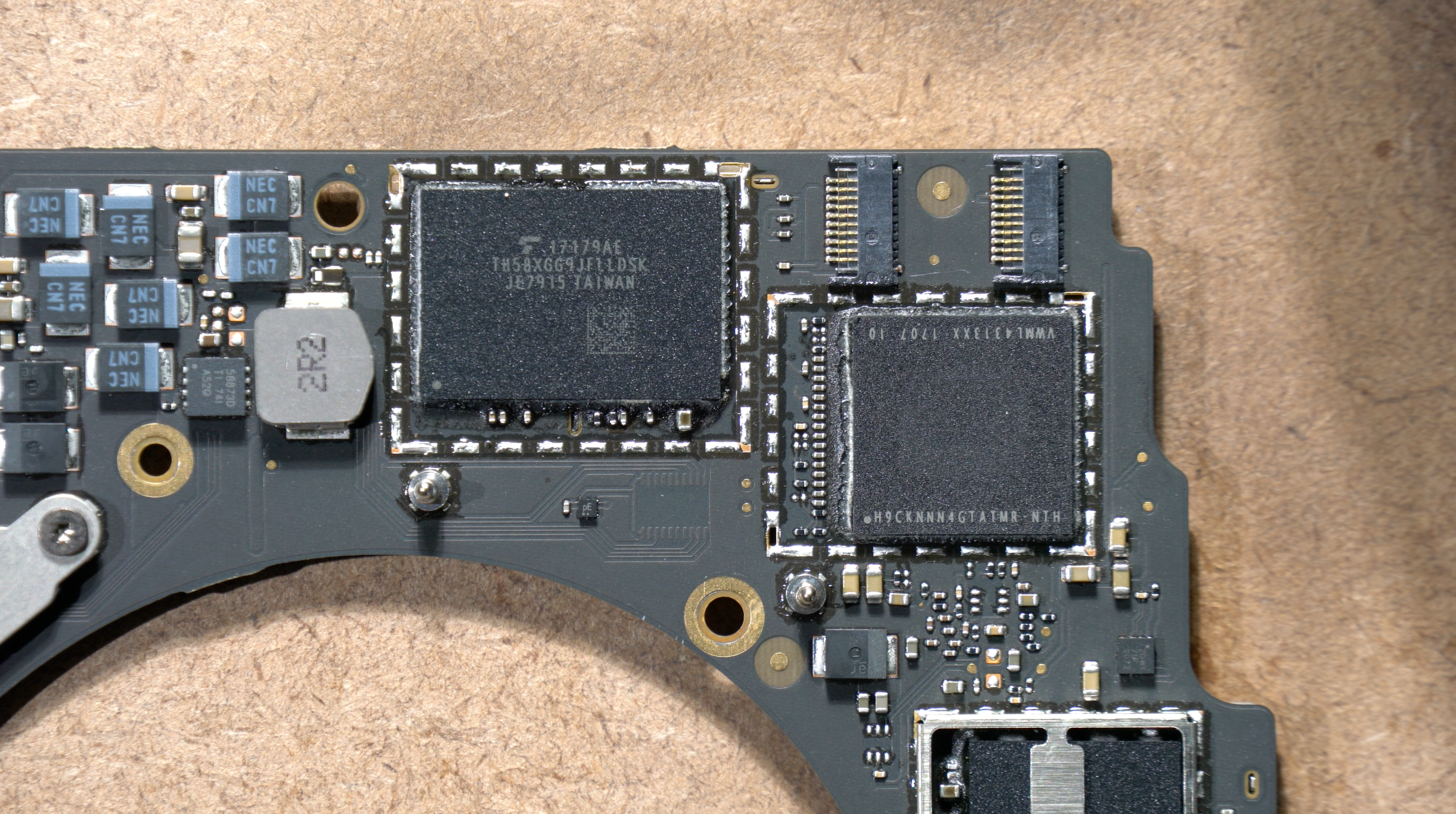 GUIDE] Solder NVMe to your MacBook Pro TouchBar 13-inch 2016/2017