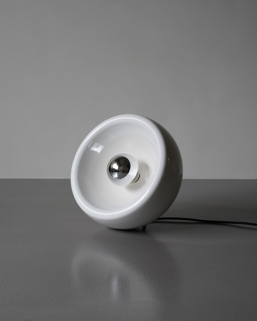 Yamagiwa - Wan Lamp White, Design by Naoto Fukasawa 深澤直人, 2005