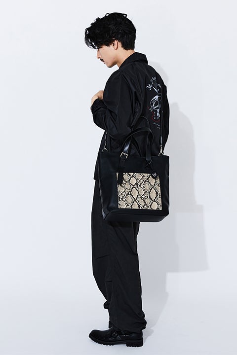 桐生一馬、真島吾朗、春日一番 モデル コーチジャケット＆トートバッグ