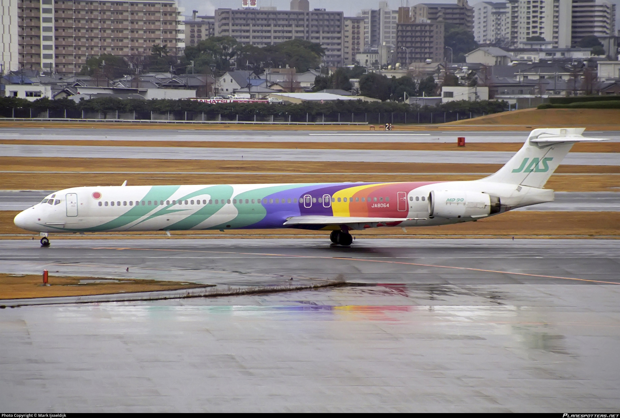 JA8064 Japan Air System (JAS) McDonnell Douglas MD-90-30 Photo by