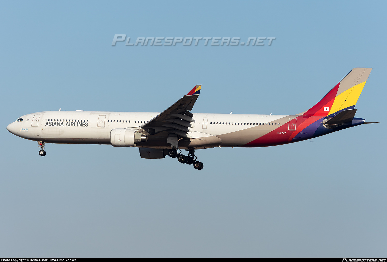 HL7747 Asiana Airlines Airbus A330-323 Photo by Delta.Oscar.Lima
