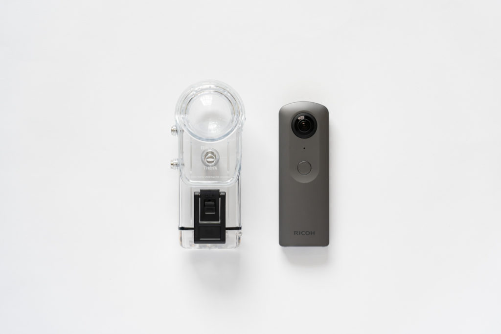 RICOH THETA 水中ハウジングケース TW-1のご紹介。 水中で360度撮影を