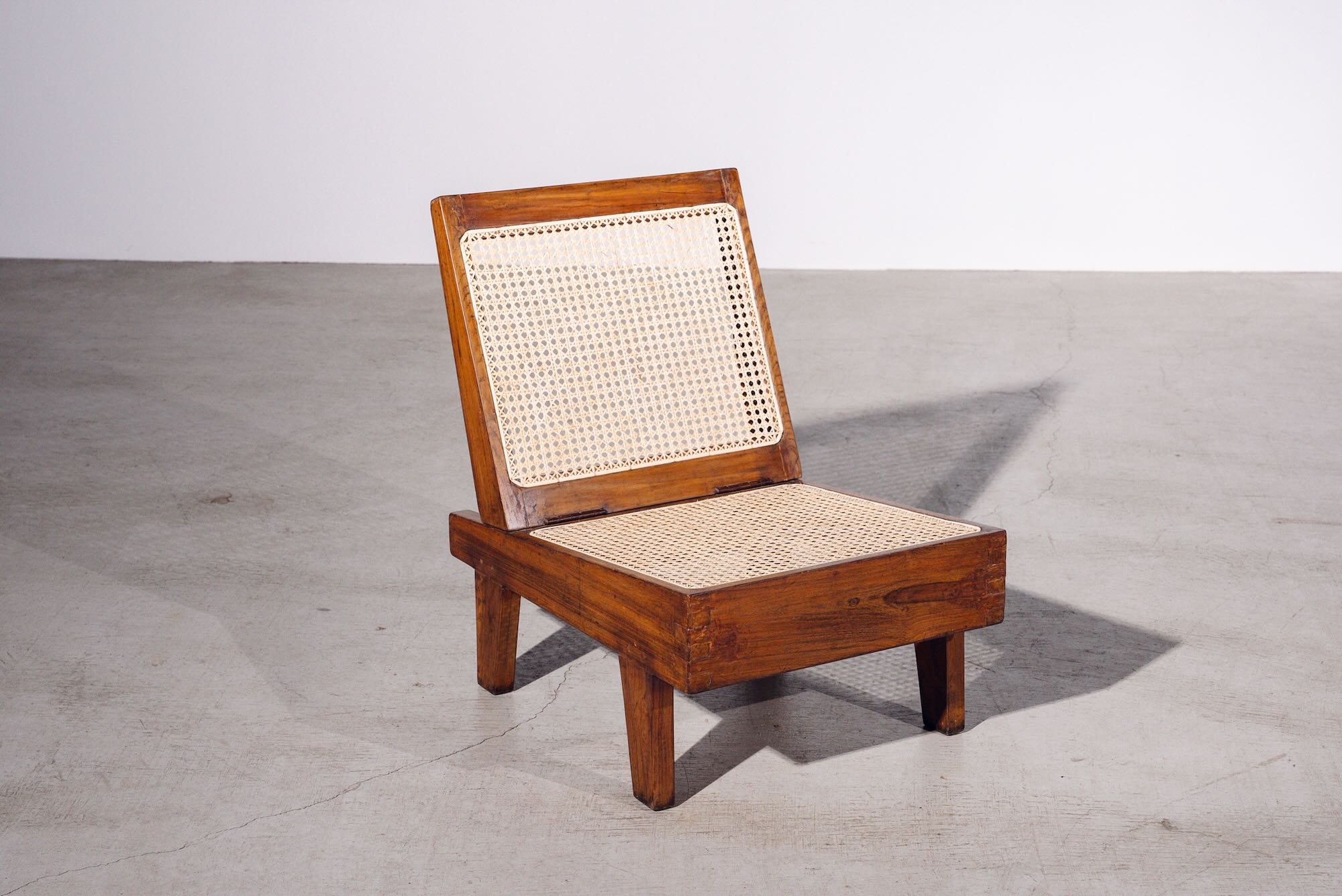 Pierre Jeanneret (ピエール・ジャンヌレ) | Folding Chair | Gallery