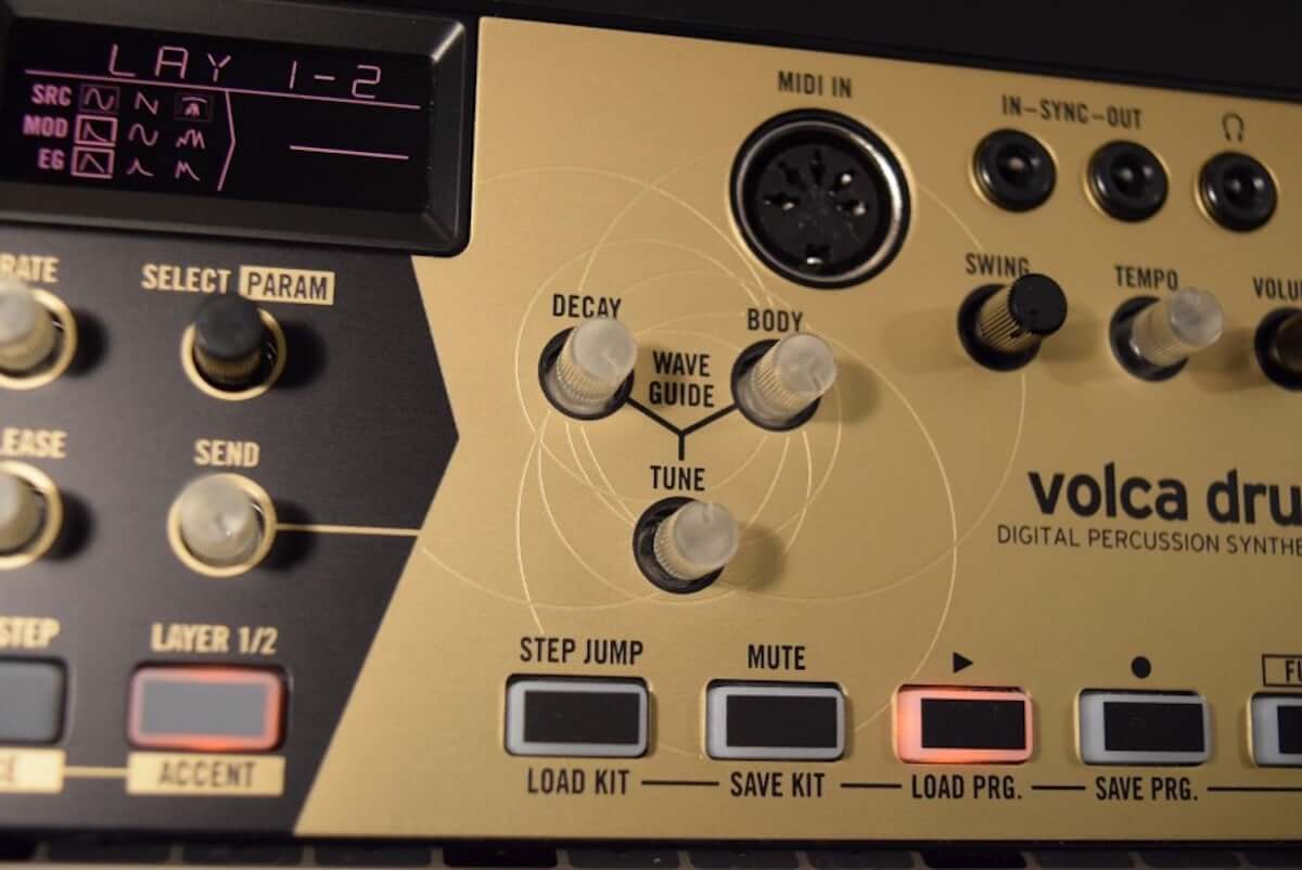 音作りや演奏の自由度が高いデジタル・パーカッション・シンセサイザー