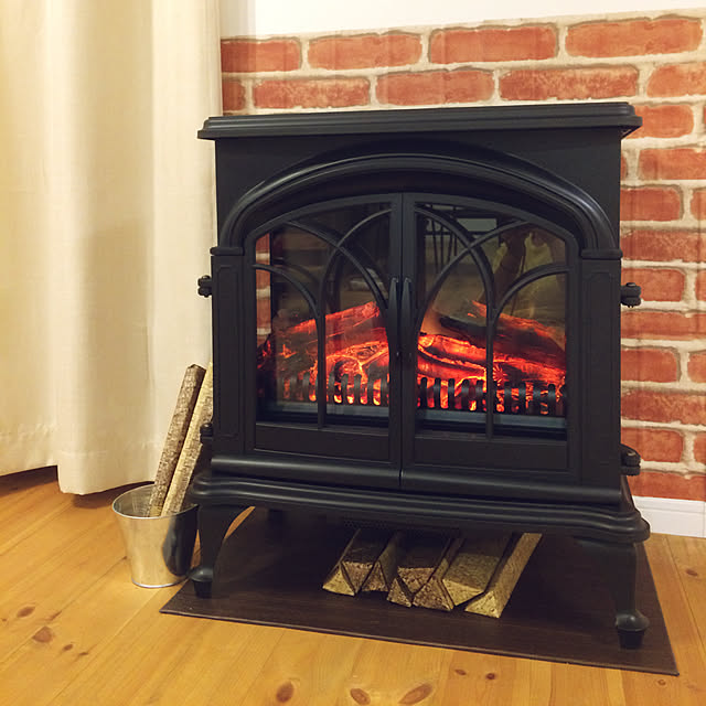 ニトリ 暖炉型ファンヒーターのおすすめ商品とおしゃれな実例