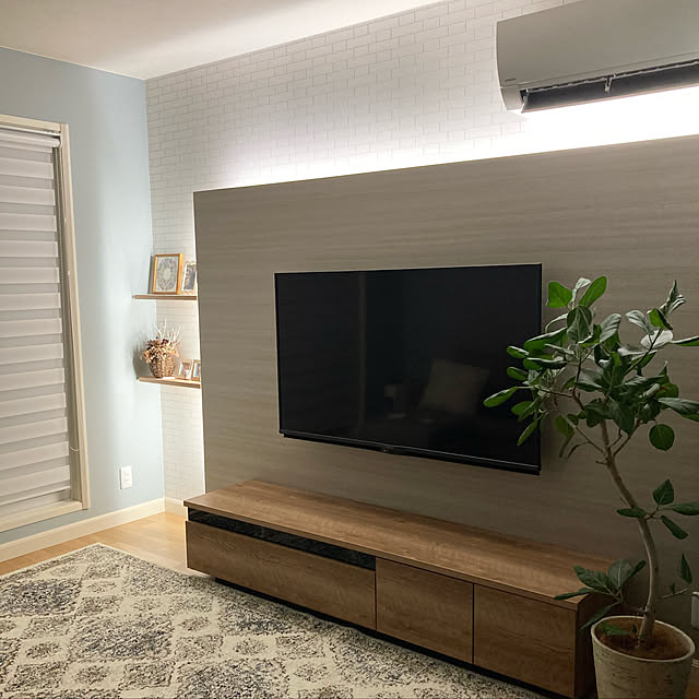 間接照明 55インチテレビのおすすめ商品とおしゃれな実例 ｜ RoomClip