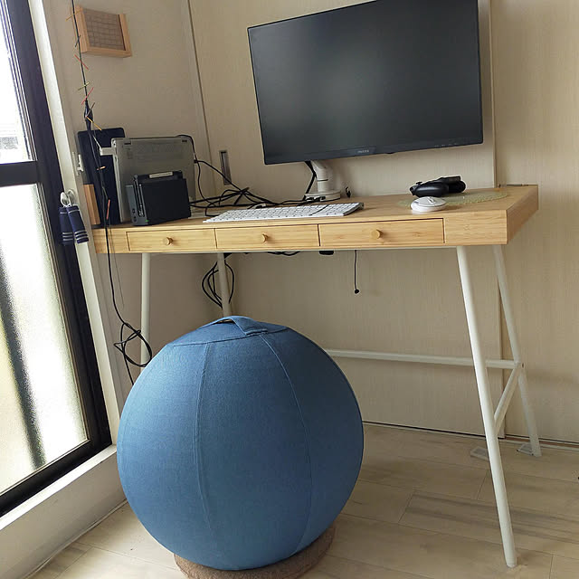 イケア LILLÅSEN リルオーセン デスク - 通販 | 家具とインテリアの