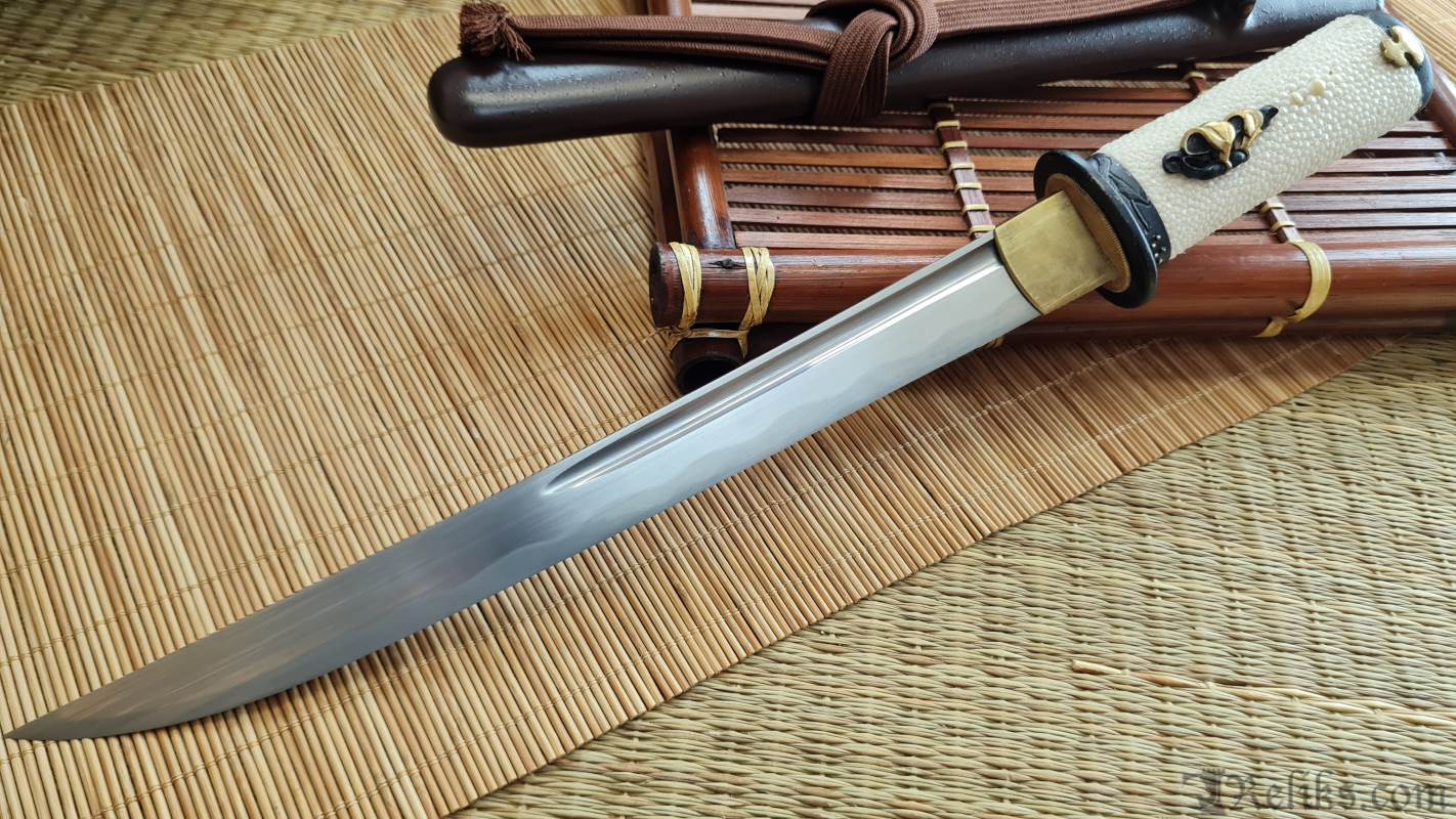 Tori Tanto – Folded K120C Powder Steel Japanese Tanto by CAS/Hanwei