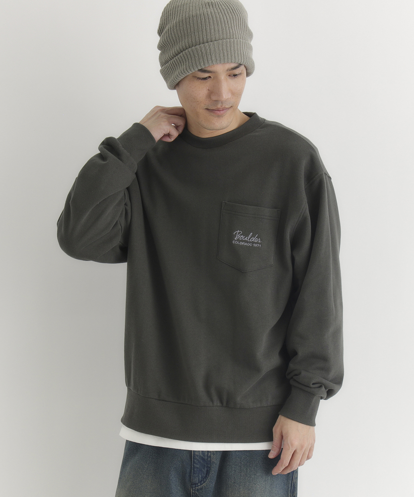 胸ポケット刺繍ロゴクルーネックトレーナー(M オリーブ): トップス