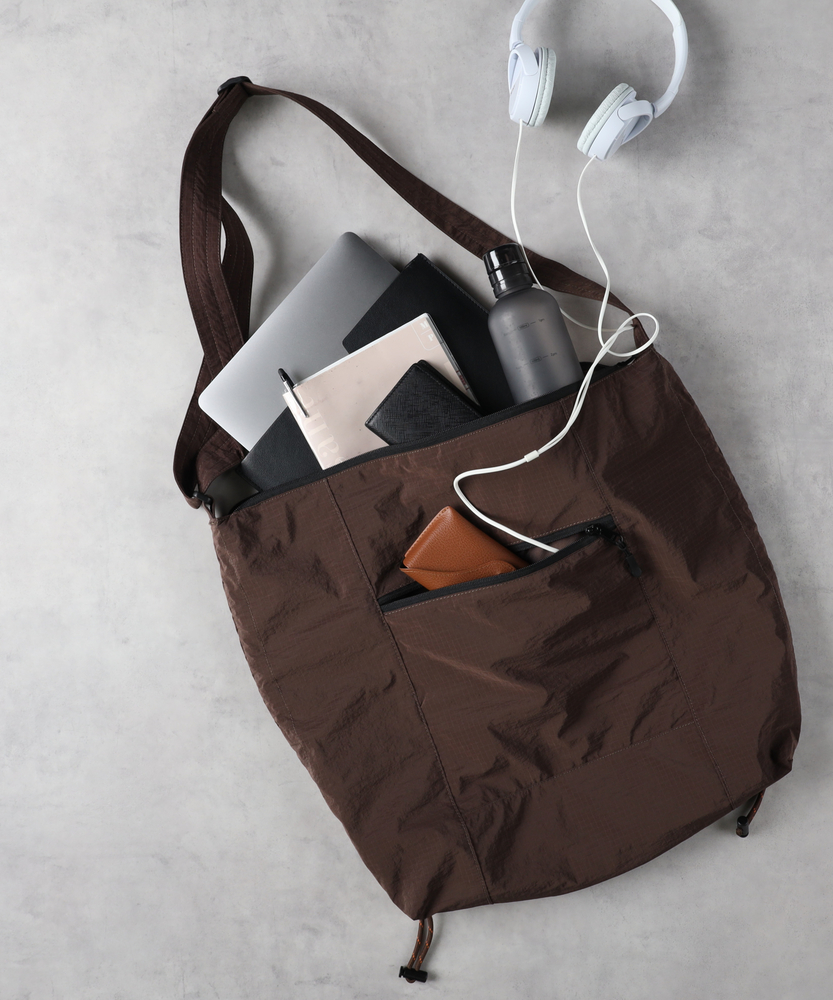 リップストップナイロンパラコードショルダーバッグ(ONE SIZE ブラウン