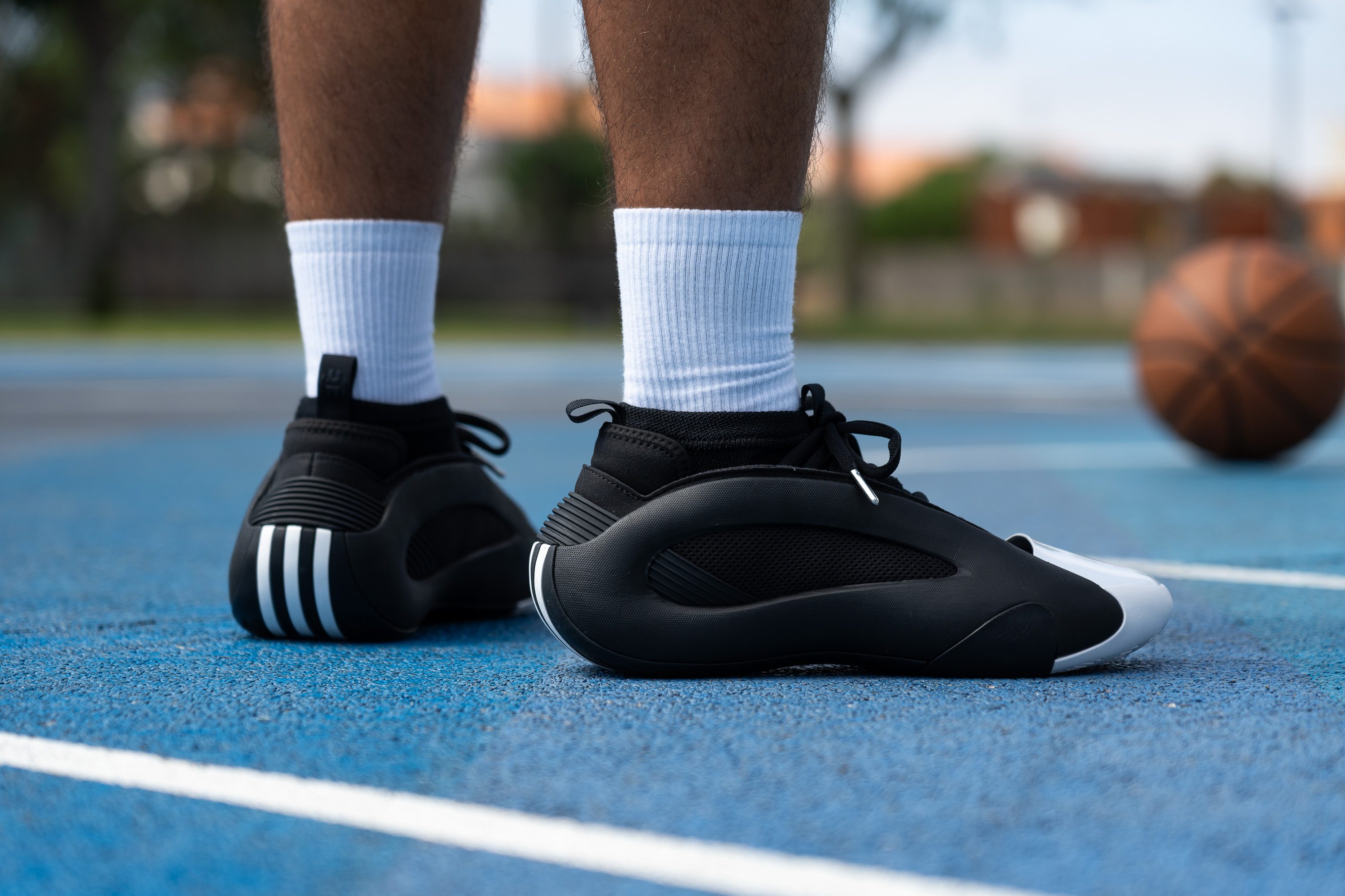 Cut in half: Adidas Harden Vol. 8 Review | RunRepeat