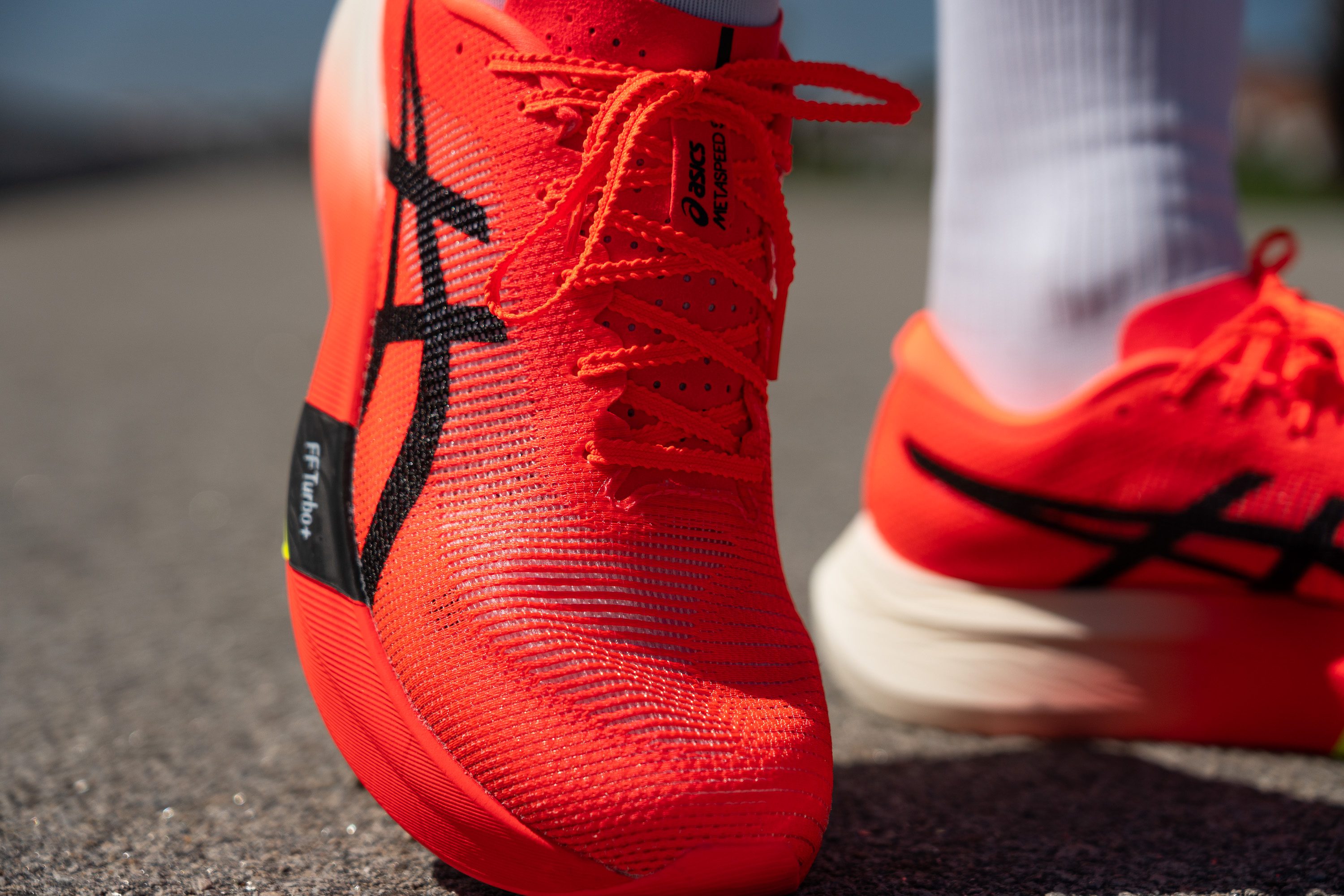 Cut in half: ASICS Metaspeed Sky Paris Review | RunRepeat