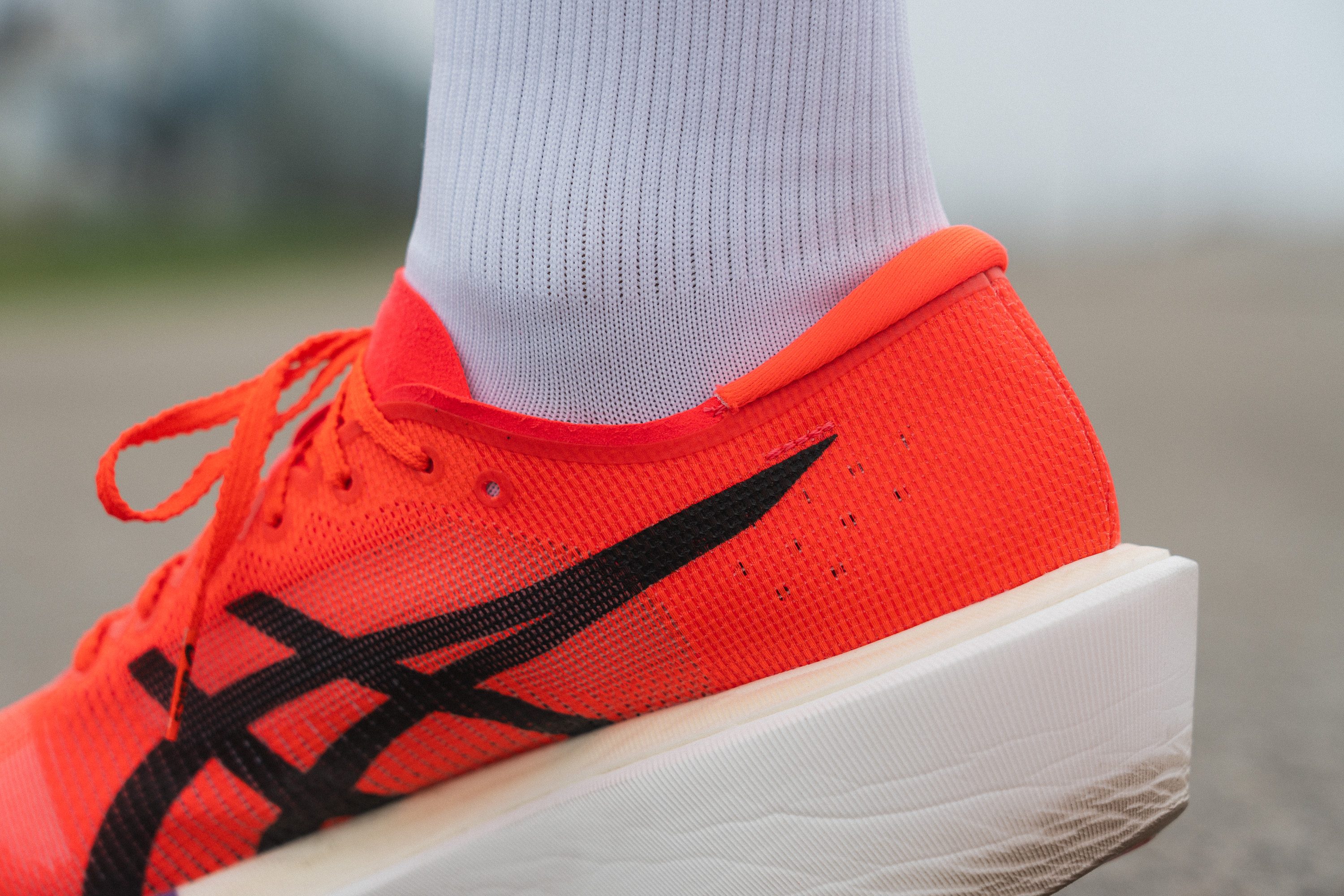Cut in half: ASICS Metaspeed Sky Tokyo Review (2025) | RunRepeat