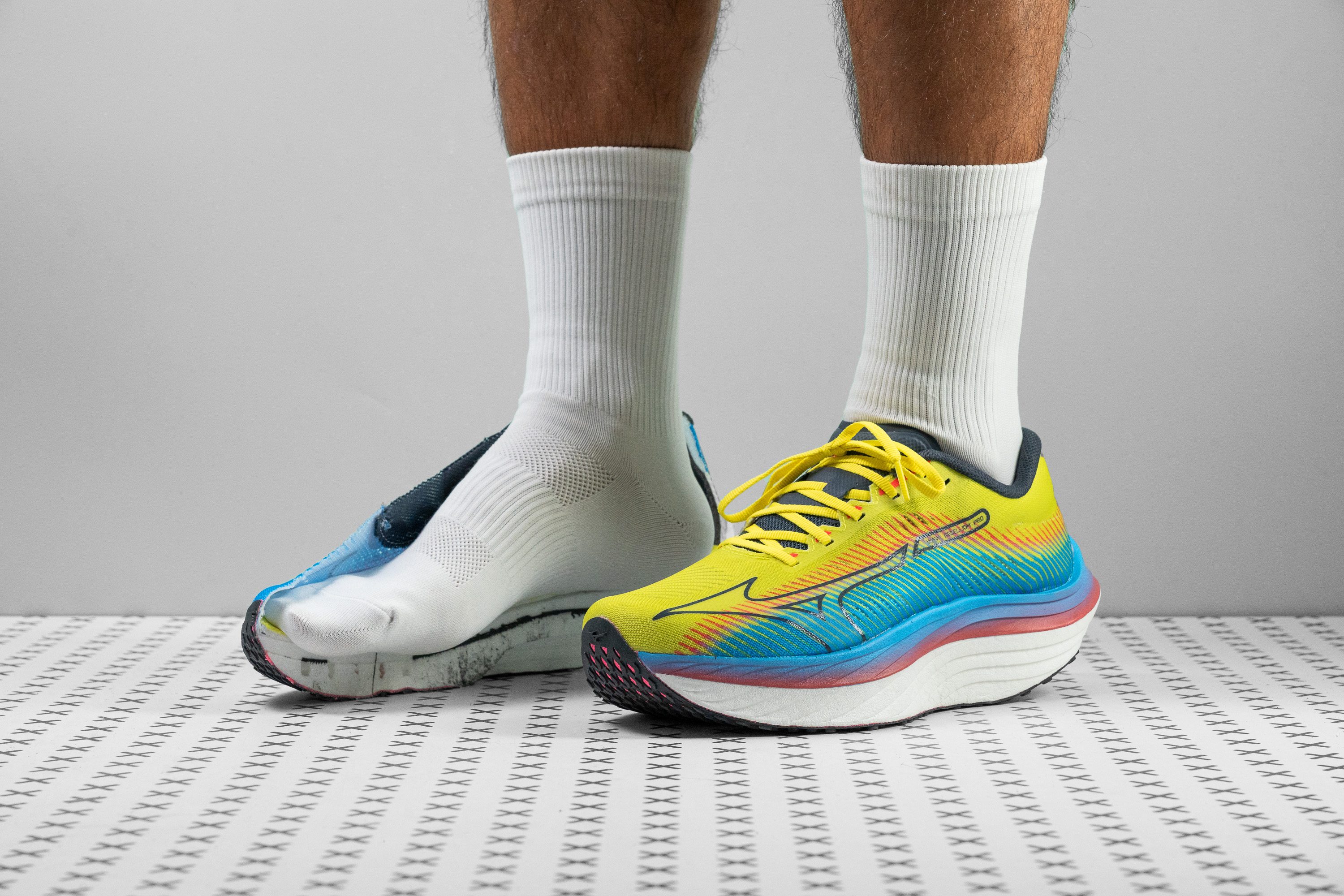Cut in half: Mizuno Wave Rebellion Pro Review | RunRepeat