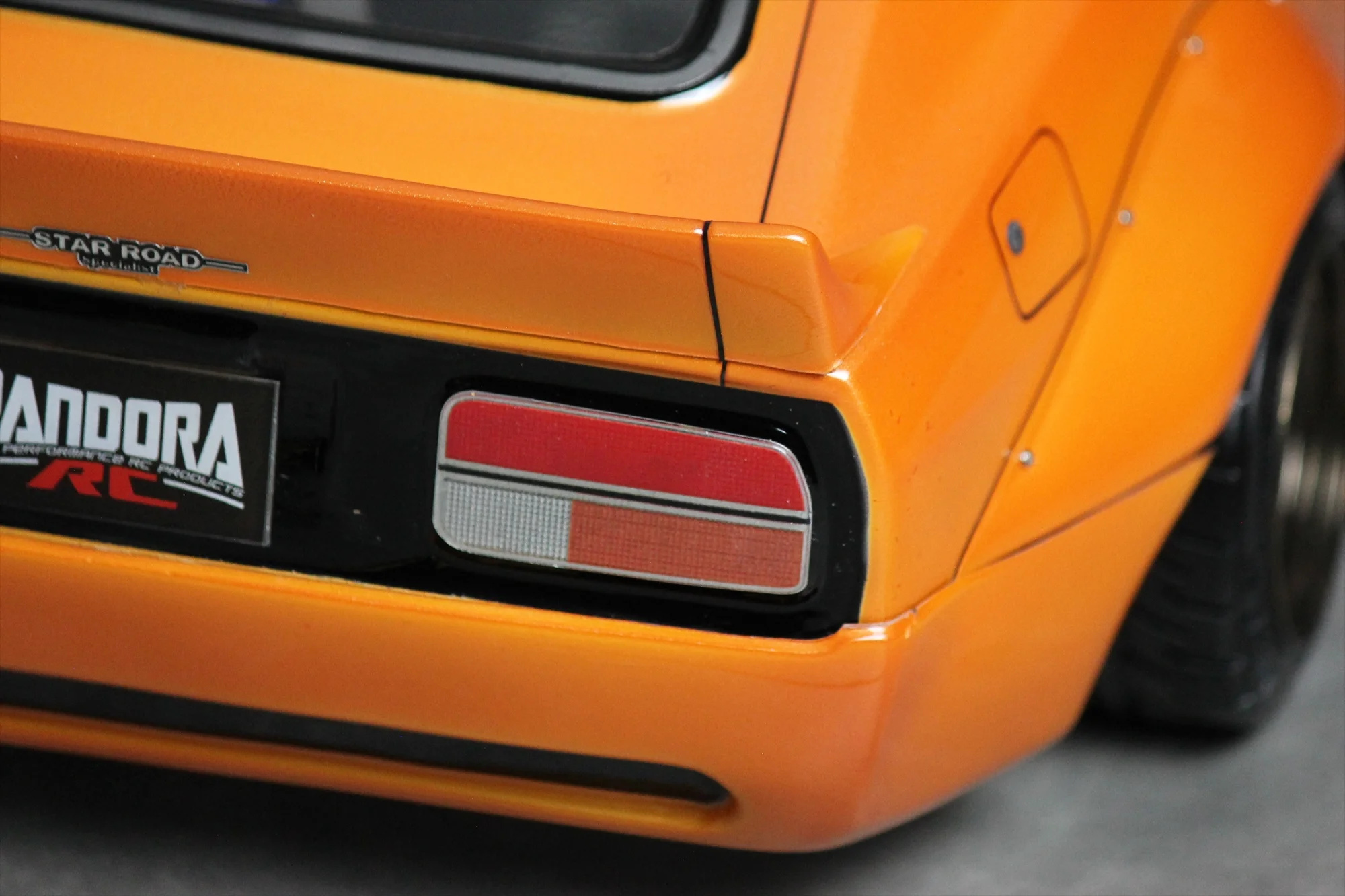 Pandora RC / PAB-3216 / Nissan Fairlady Z (S30) Custom - STAR ROAD