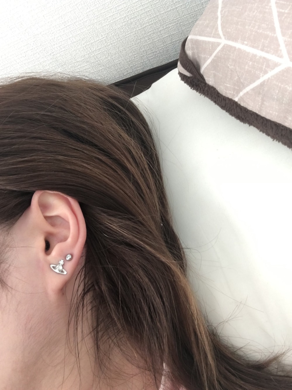 香菜｜Vivienne Westwoodのピアス（両耳用）を使ったコーディネート - WEAR