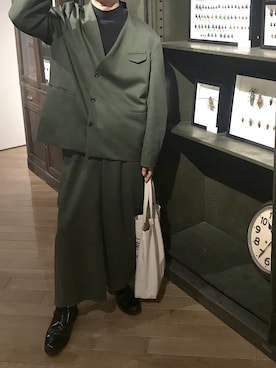 ka na taのセットアップを使ったメンズ人気ファッションコーディネート