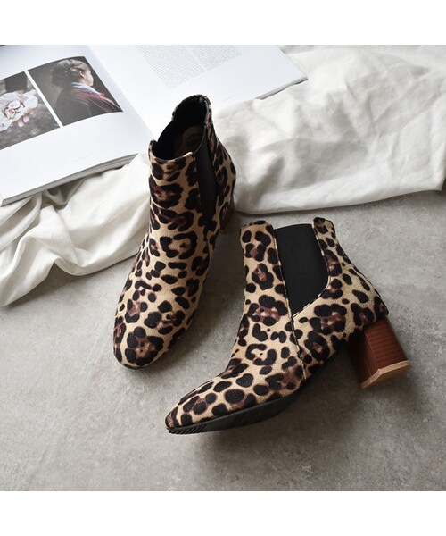 Christian クリスチャンルブタン 豹柄 レオパード ハラコ ヒールブーツ