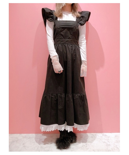 lilLilly（リルリリー）の「[pain]レイヤードエプロンワンピース