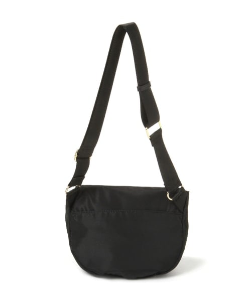 BARNYARDSTORM（バンヤードストーム）の「キレイめ7ポケショルダー