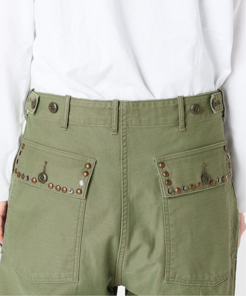 FRAMeWORK（フレームワーク）の「20thスタッズ付きベイカーパンツ