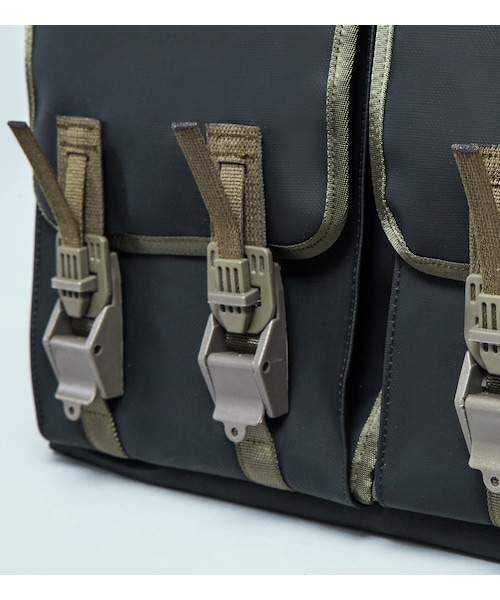 ACRONYM（アクロニウム）の「Black 3A-1 Shoulder Bag（）」 - WEAR