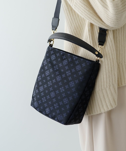 russet（ラシット）の「スリムミニショルダーバッグ(CE-1177