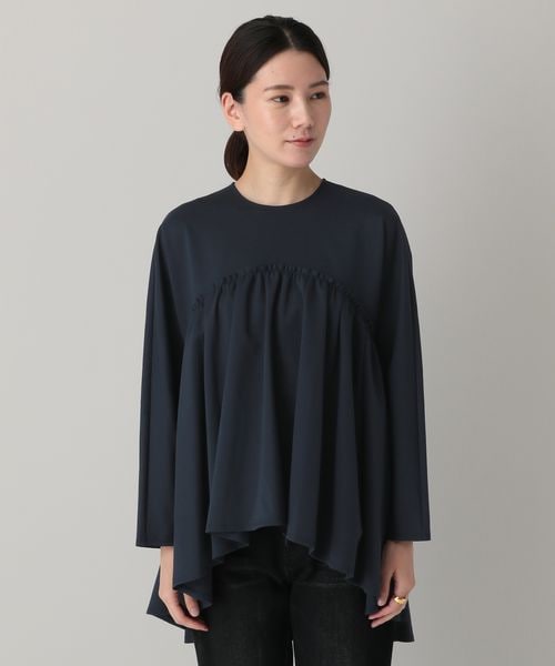 Curensology（カレンソロジー）の「ポンチギャザープルオーバー