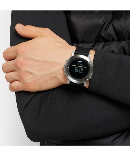 SUUNTO（スント）の「Suunto Core Brushed-Steel Digital Watch