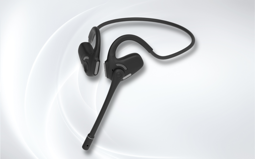 周囲からの騒音を除去し通話者の声のみを伝えるヘッドセット「ATOM