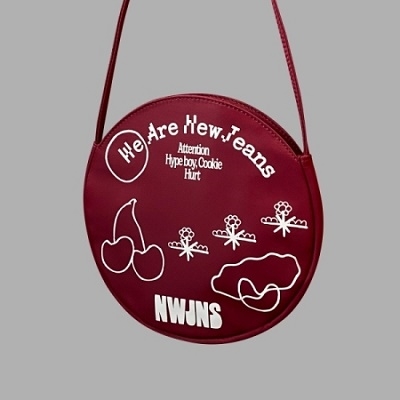 New Jeans: 1st EP (Bag (Red) Ver.)(Limited Edition) ［CD+GOODS