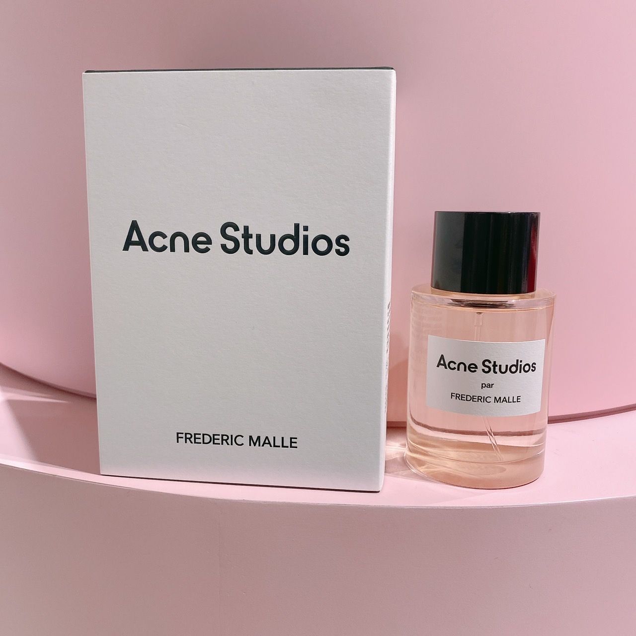 馥馬爾香氛出版社x Acne Studios淡香精好聞嗎？古典皂香、甜美桃子果香