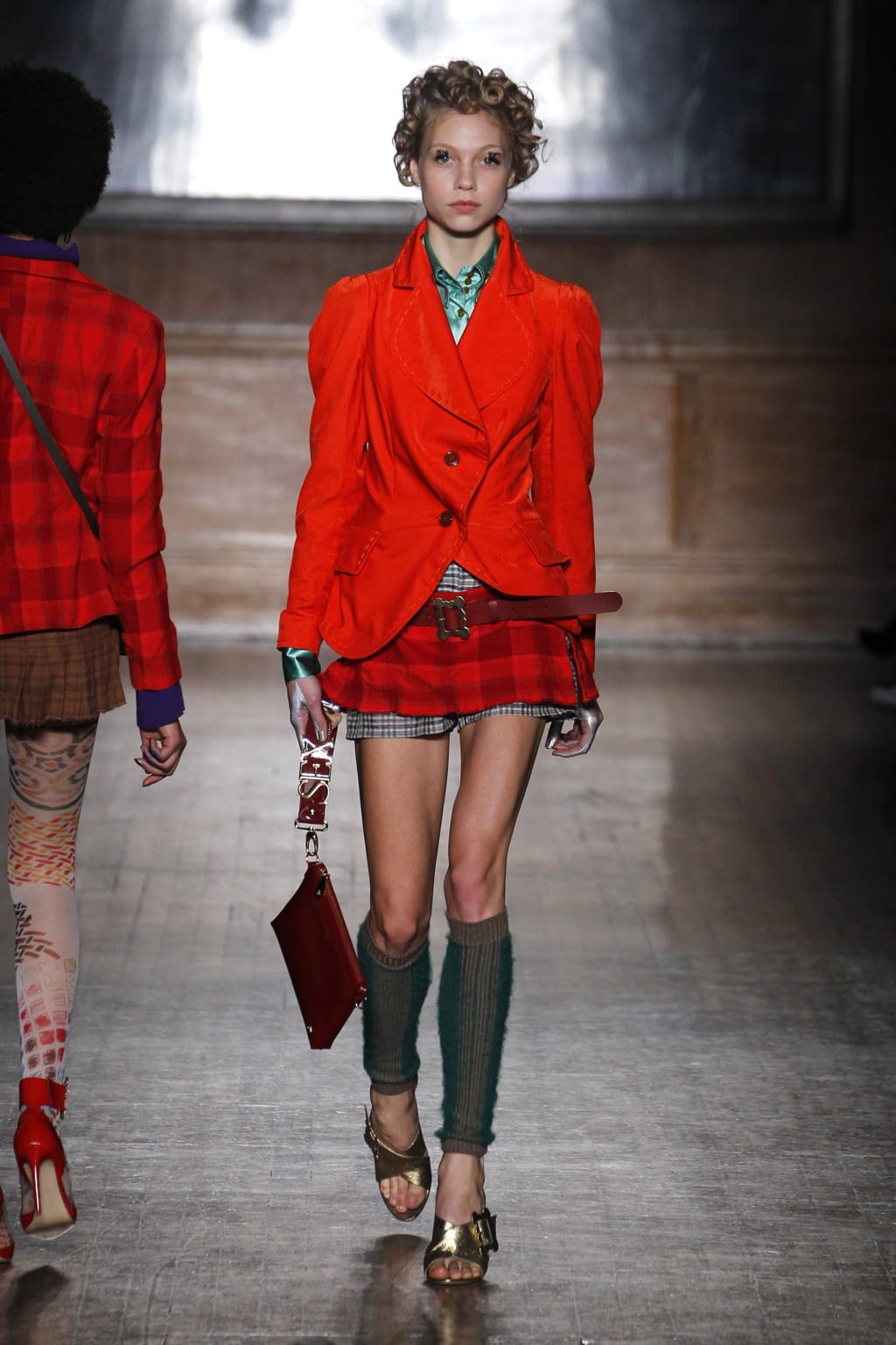 Vivienne Westwood Red Label F/W 16 womenswear #25 - Tagwalk: The