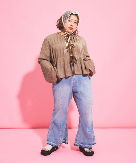 カットオフデニムフレアパンツ[商品：PN25SS-045] - PUNYUS Online