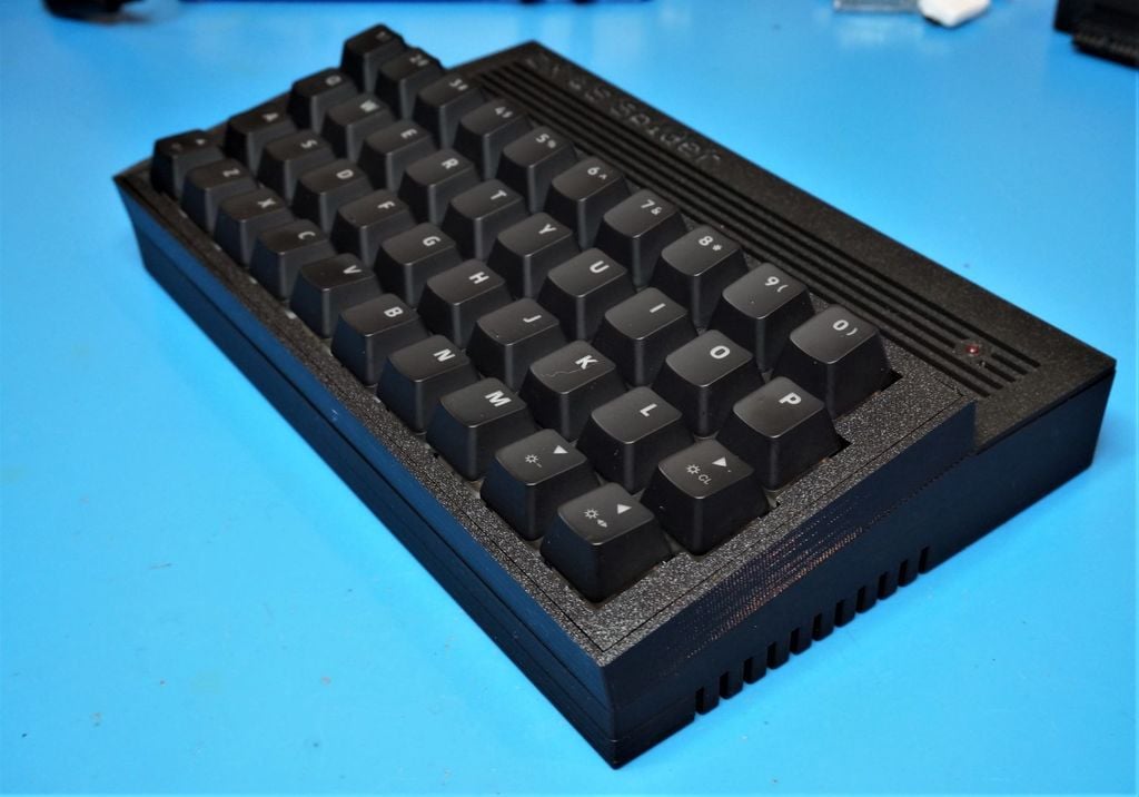 Thingiverse - ZX 48 Spider Case (ZX Spectrum Clone) by hideehoo