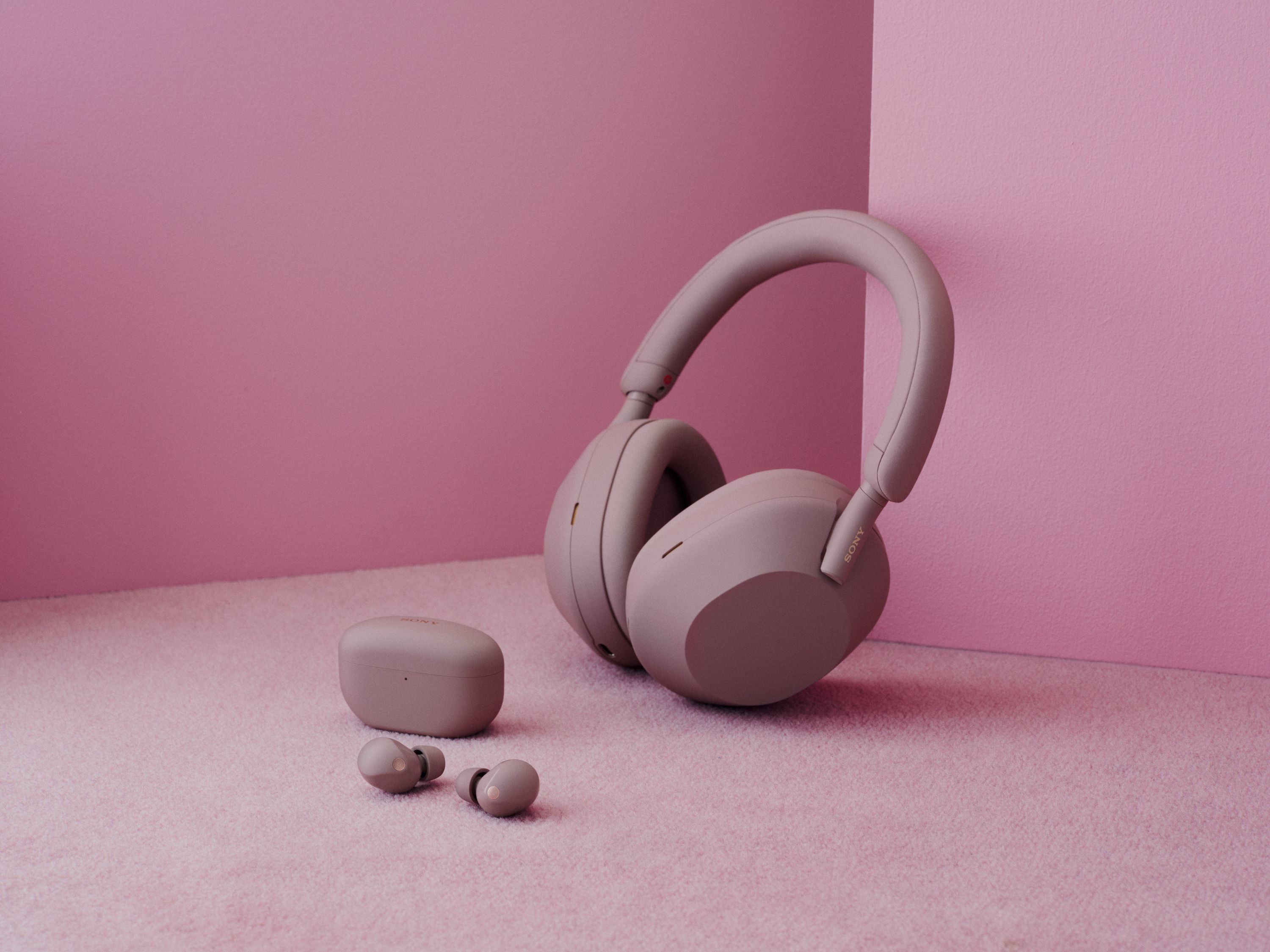 Sony's 1000X series now available in Smoky Pink