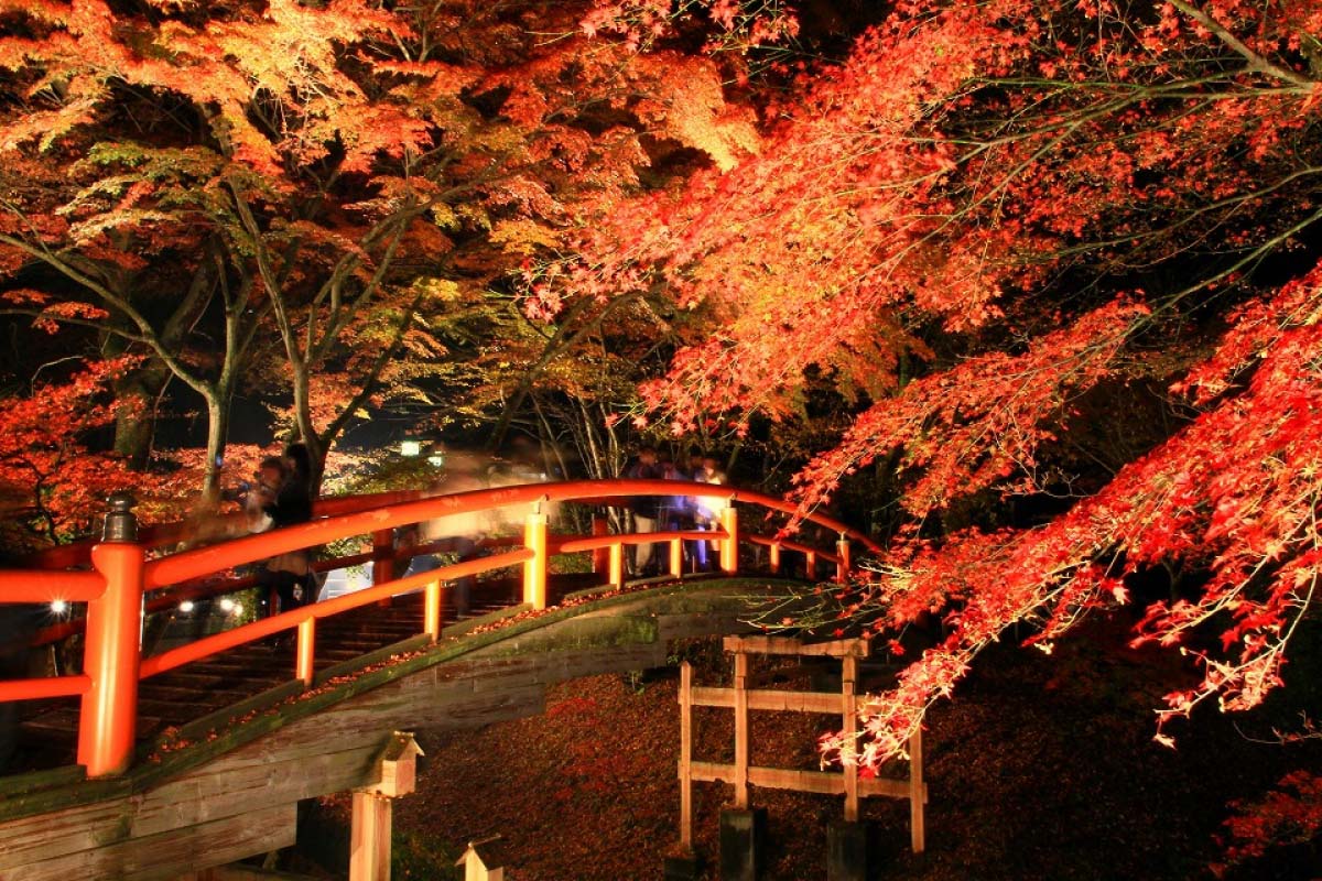 Momiji Bridge (Kajika Bridge)