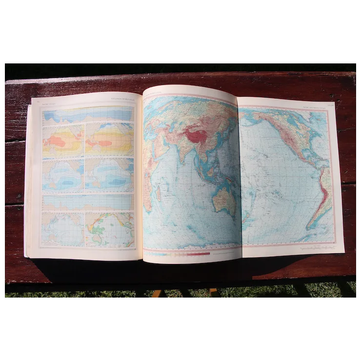 ペルガモン Pergamon World Atlas 1968 英語版 地図帳 ペルガモン