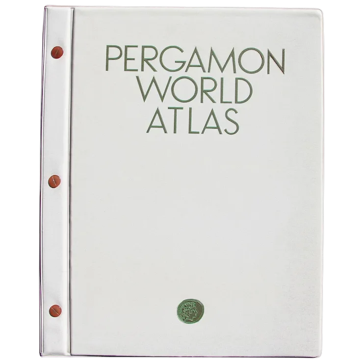 Pergamon World Atlas. Pergamon Press. Oxford, London, New York
